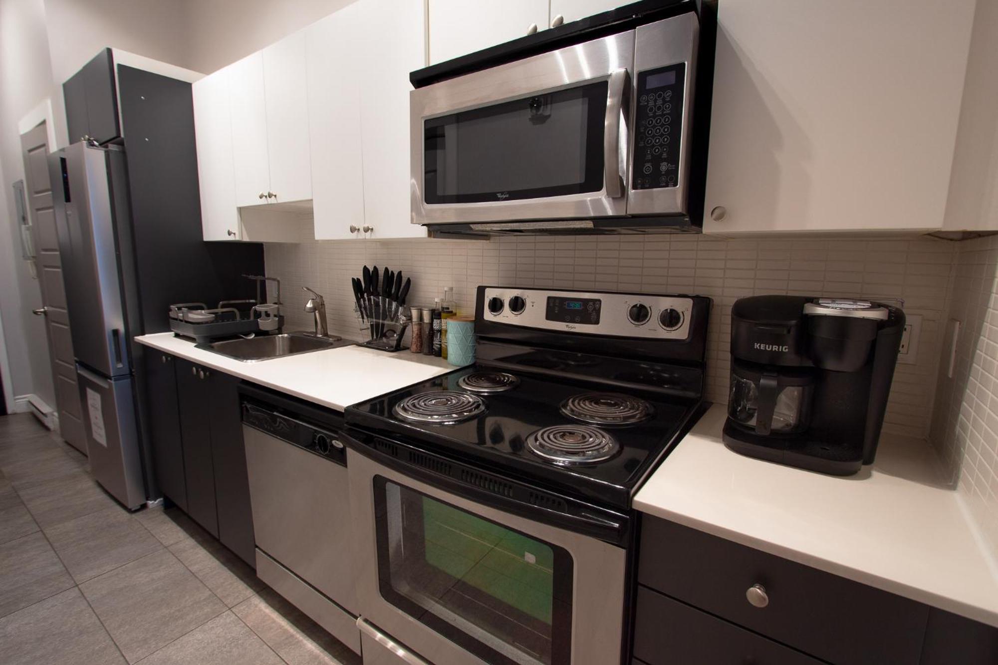 Apartamento Bohemian - Selfcheckin - Rooftop - Terraces - St-denis Montreal